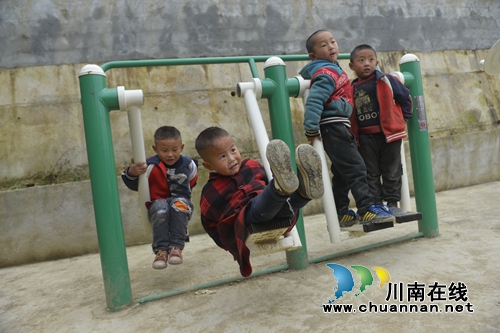 体彩公益金助力山区精准扶贫(图6)