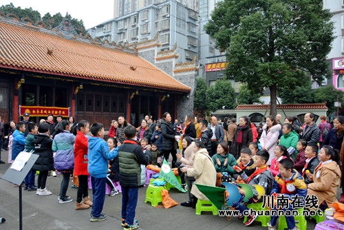 盐商为何物？叙永学生到春秋祠寻叙永百年文化(图2)