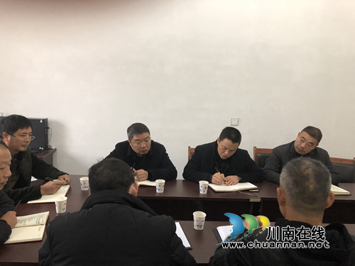 张福荣到泸县太伏镇照南山村督导党风廉政建设社会评价工作(图1)