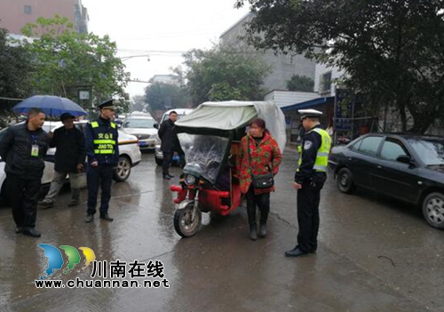 泸县太伏镇开展“五统一，五联动”联合执法行动(图1)