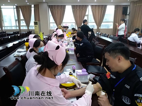 泸县玉蟾街道开展重点传染病免费筛查和宣传活动(图1)