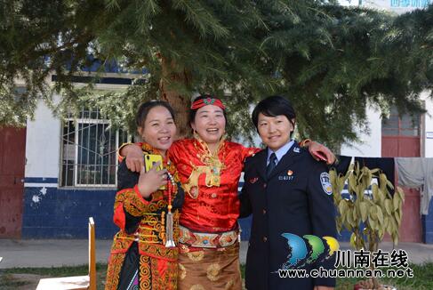 泸州法院：彝汉同胞一家亲&nbsp;扶贫路上心连心(图13)