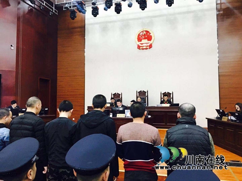 江阳区法院公开审理一起恶势力犯罪集团案件(图2)