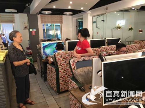 宜宾江奶奶成“感动2018”年度网络人物候选人(图1)