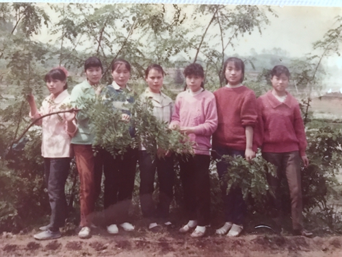 沧海桑田四十年&nbsp;时装衣然不褪色(图1)