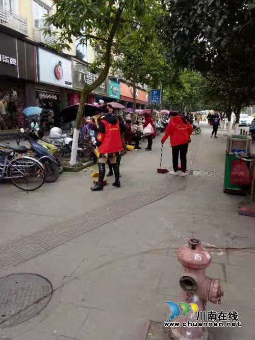创建文明城市&nbsp;泸县“三兄弟”在行动(图4)