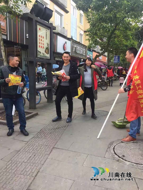 创建文明城市&nbsp;泸县“三兄弟”在行动(图6)