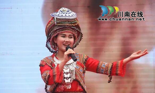 泸州举行第二届关爱马路天使公益晚会(图18)