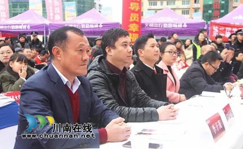 泸州举行第二届关爱马路天使公益晚会(图21)