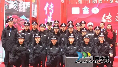 泸州举行第二届关爱马路天使公益晚会(图31)