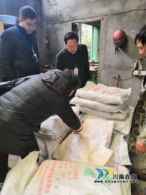 龙马潭区罗汉街道：开展多举措加强“非洲猪瘟”防控工作(图2)