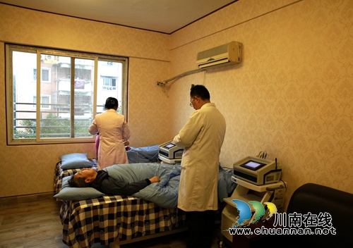 龙马潭：让群众在家门口享受优质医疗服务(图1)