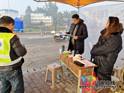 肖刚到泸县潮河镇督导非洲猪瘟防控工作(图1)