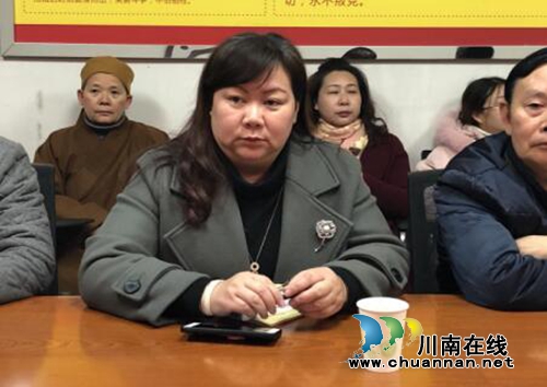 宜宾翠屏区统战系统集中收看庆祝改革开放40周年大会(图4) 宜宾翠屏区统战系统集中收看庆祝改革开放40周年大会(图4)