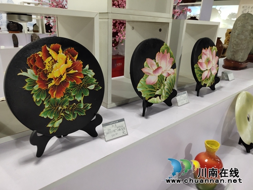 泸州文创集市正式揭牌开市&nbsp;24小时“不打烊”(图5)