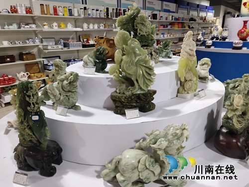 泸州文创集市正式揭牌开市&nbsp;24小时“不打烊”(图7)