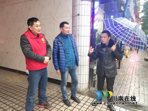 张福荣到泸县玉蟾街道督导创文工作(图2)