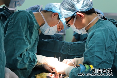西南医大中医院心胸外科半天内开展三例手术(图6)