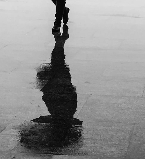 10年前她患上恶性肿瘤，20次化疗后一头乌发(图2)