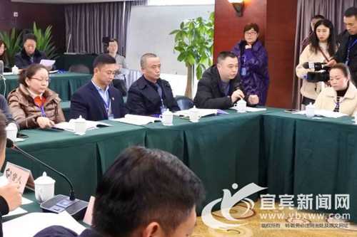 宜宾举行中心城区巡游出租汽车运价调整听证会(图2) 宜宾举行中心城区巡游出租汽车运价调整听证会(图2)