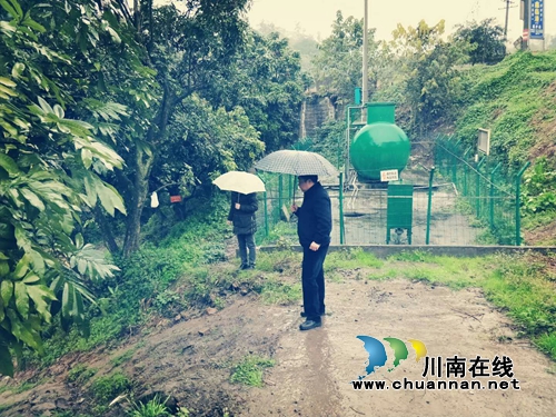 泸县太伏镇党委书记督导近期重点工作(图3)