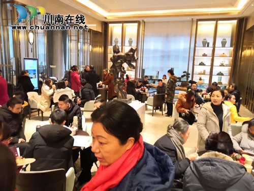 佳乐·蓝博湾 泸州城西第一大盘耀世亮相(图4) 佳乐·蓝博湾 泸州城西第一大盘耀世亮相(图4)