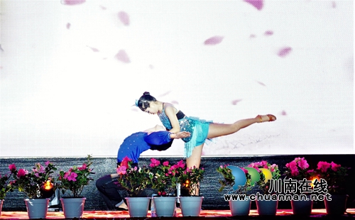 泸县建校举行2019年迎新年文艺晚会(图10)