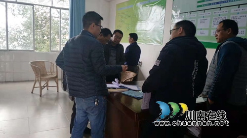 泸县海潮镇开展元旦节前餐饮检查集中行动(图2)