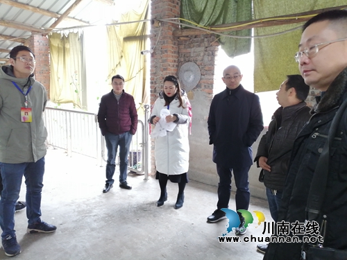 泸县食药监局到潮河镇督导冷冻食品安全工作(图1)