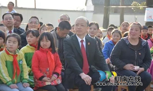 江阳区法院走访省人大代表刘家琴(图10)