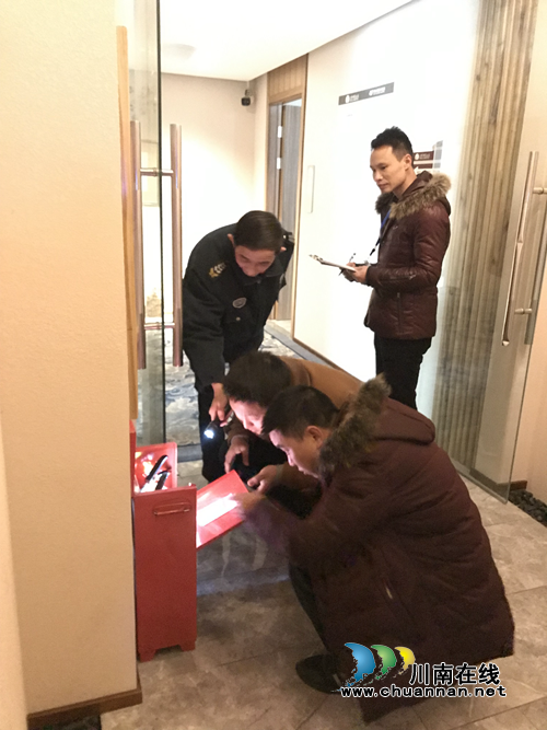 江阳区张坝街道开展防燃气中毒专项检查(图1)