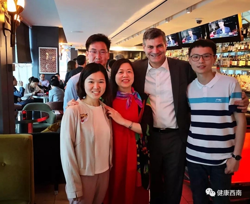 西南医大附院消化内科在美国DDW展风采(图5)