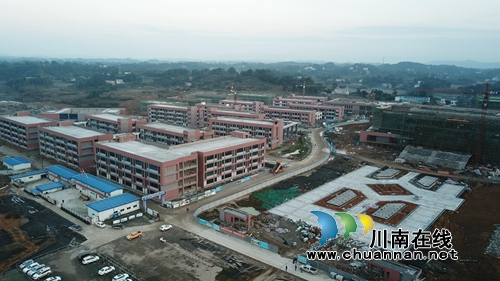 总投资约100亿&nbsp;泸州市第二医教园区初现规模(图1)