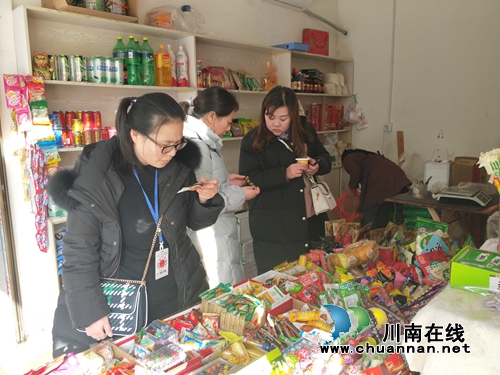 合江县合江镇持续开展农村市场食品安全专项检查(图2)