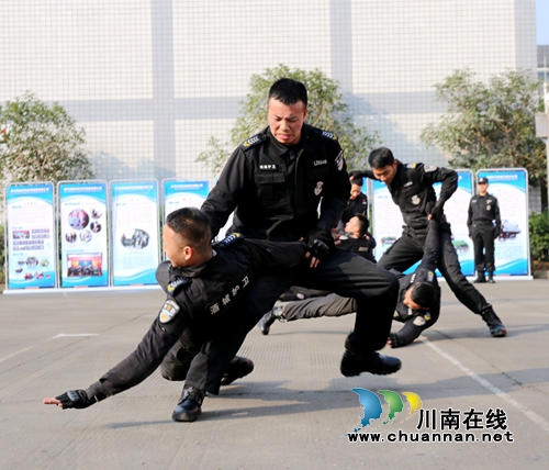 四川融通安防集团开展安全应急处突演练(图1)
