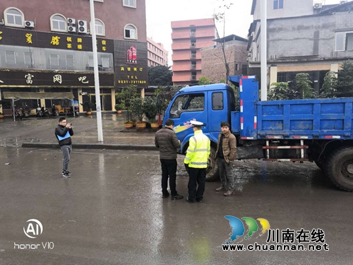 宜宾筠连交警大队紧盯顽疾重拳整治农用车交通违法行为(图2)