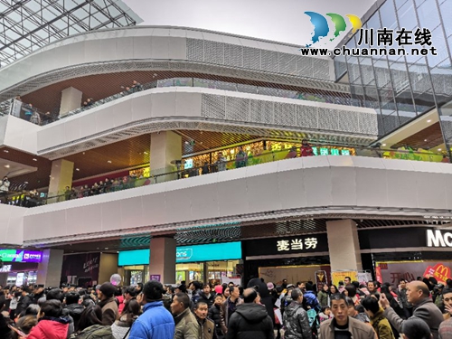 连嗨3天！泸县万福大都汇购物中心盛大开业(图10)