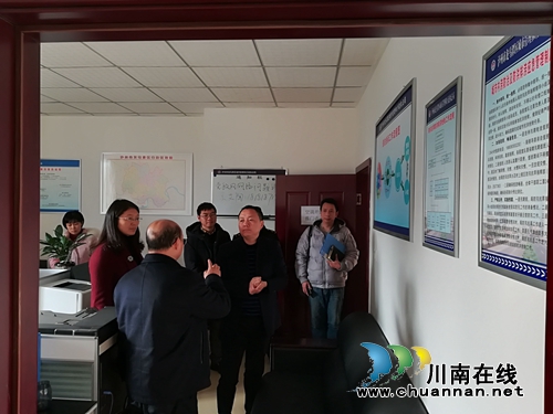 泸州市城管执法局对龙马潭区城管系统安全生产工作进行考评(图2)