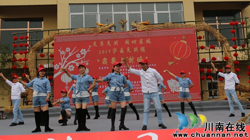 自编自演&nbsp;泸县天兴“我要上村晚”村民乐翻天(图8)