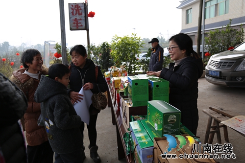 自编自演&nbsp;泸县天兴“我要上村晚”村民乐翻天(图13)