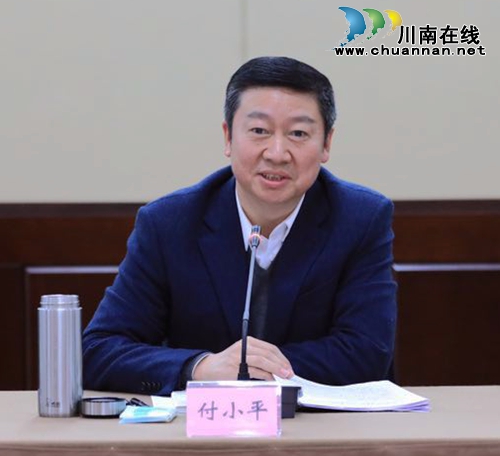 泸州国家高新区民营企业家座谈会举行(图2)