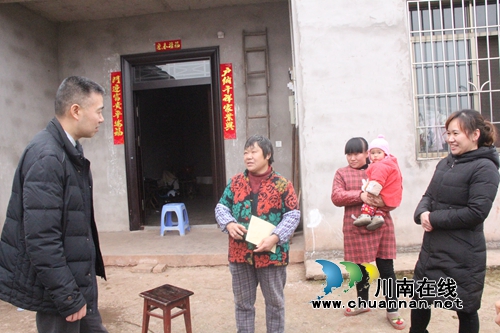 张胜春到泸县海潮镇开展节前走访慰问活动(图2)