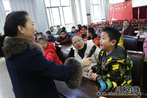 泸州市龙马潭区莲花池街道:寒假亲子惠民活动暖意融融(图2)