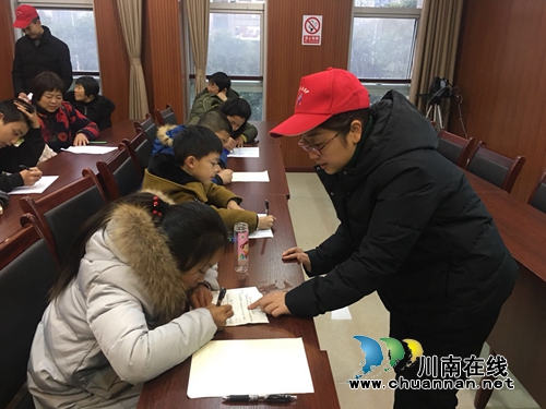 江阳区张坝街道沙坪社区开展未成年活动(图2)