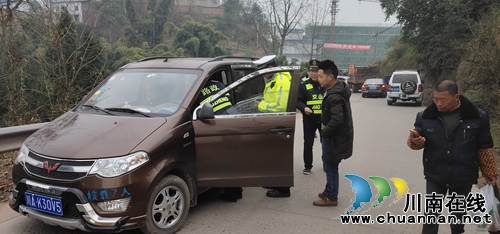 泸县潮河镇组织开展道路交通“五统一五联动”联合执法检查(图2)