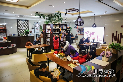 关爱留守儿童&nbsp;泸州纪检干部进社区当“老师”(图4)