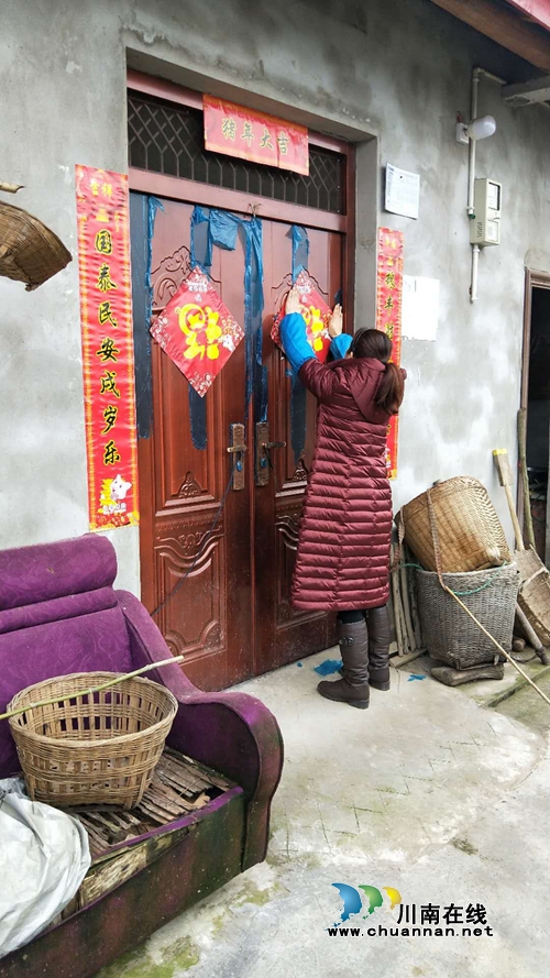 泸县海潮镇结合“走服引”主题活动开展节前慰问活动(图1)