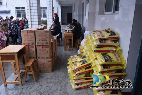 合江：三部门开展“关爱进家▪幸福驻家”走访慰问活动(图2)