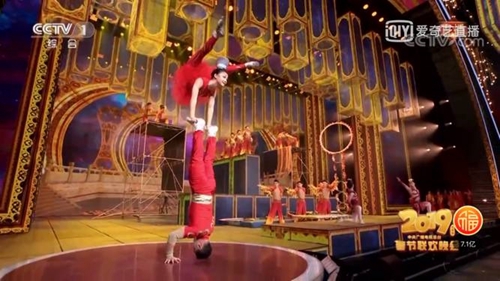 宜宾杂技登上央视春晚&nbsp;精湛技艺献给全国观众(图1)