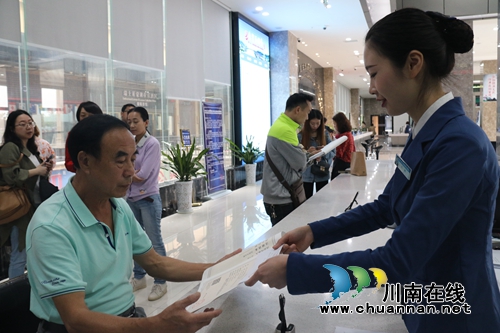 泸州龙马潭：民营经济跳起摸高展新姿(图1)